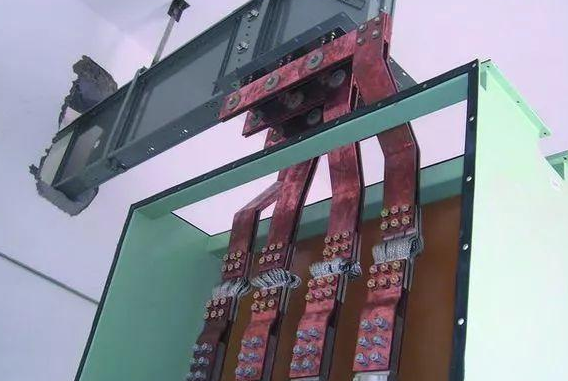 母線(xiàn)槽中母線(xiàn)的主要分類(lèi)介紹